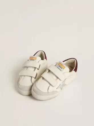 Young Old School mit silbernem Metallic-Lederstern und violettem Wildleder-Fersenlasche