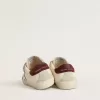 Young Old School mit silbernem Metallic-Lederstern und violettem Wildleder-Fersenlasche