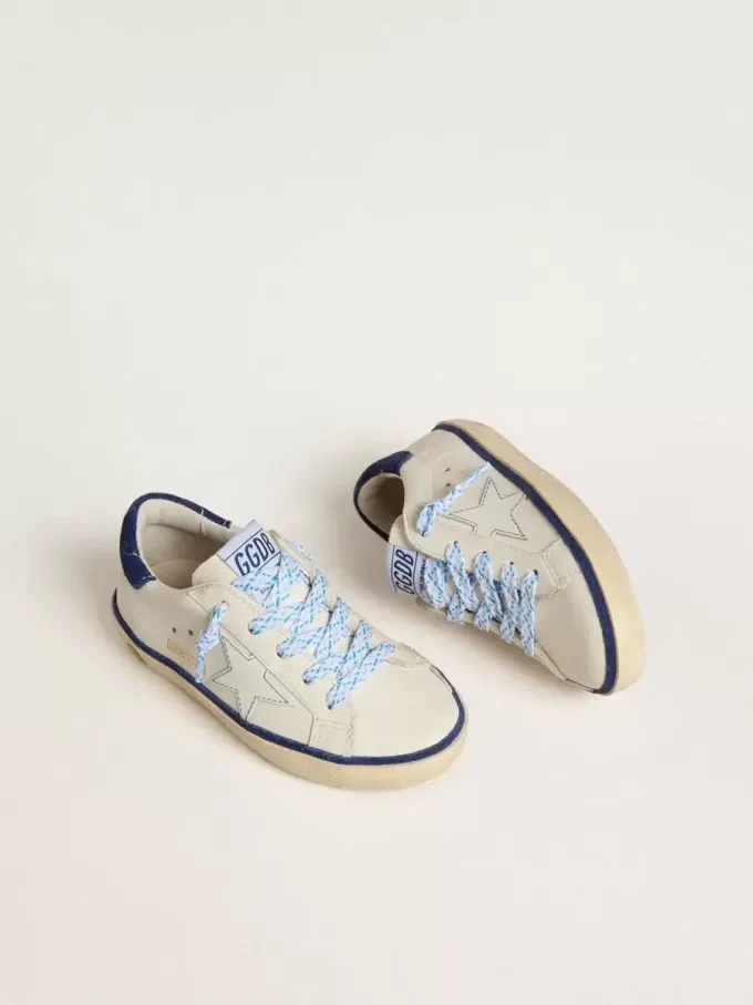 Young Super-Star aus weißem Leder mit blauem Wildleder-Fersenlasche Young Super-Star aus weißem Leder mit blauem Wildleder-Fersenlasche