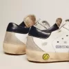 Junior Super-Star mit eisgrauem Wildlederstern und marineblauer Lederferse