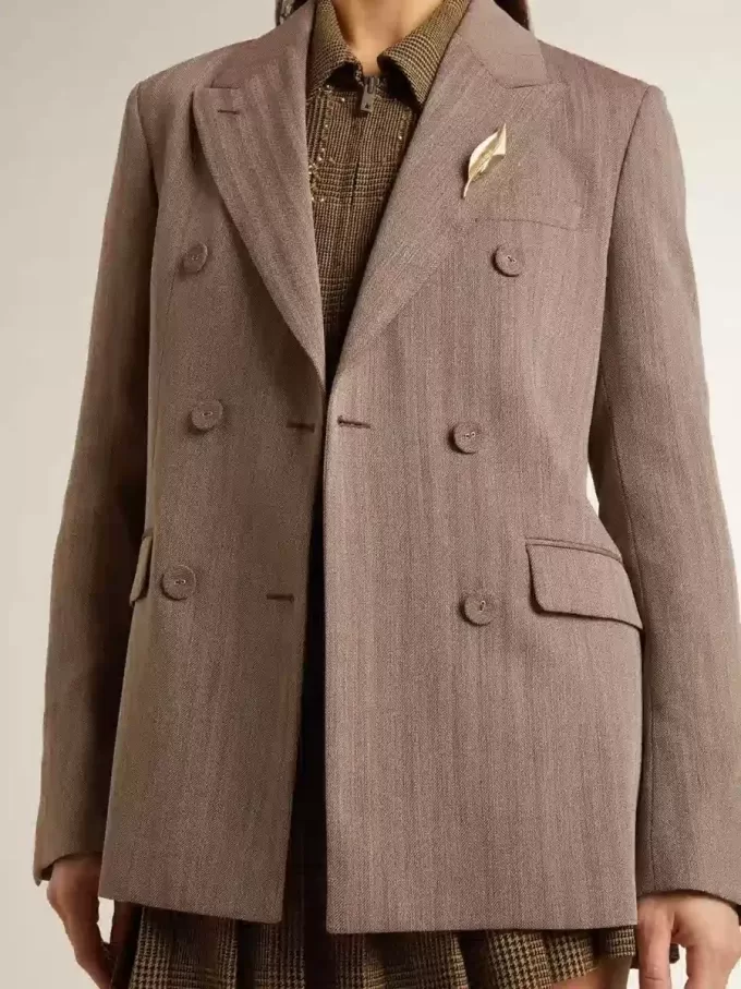 Zweireihiger Damenblazer aus beiger Chevron-Wollmischung Zweireihiger Damenblazer aus beiger Chevron-Wollmischung