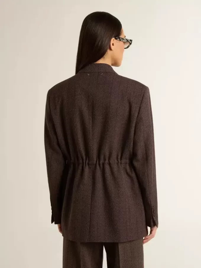 Zweireihiger Damenblazer aus dunkelbrauner Wolle mit feinem Streifenmuster Zweireihiger Damenblazer aus dunkelbrauner Wolle mit feinem Streifenmuster